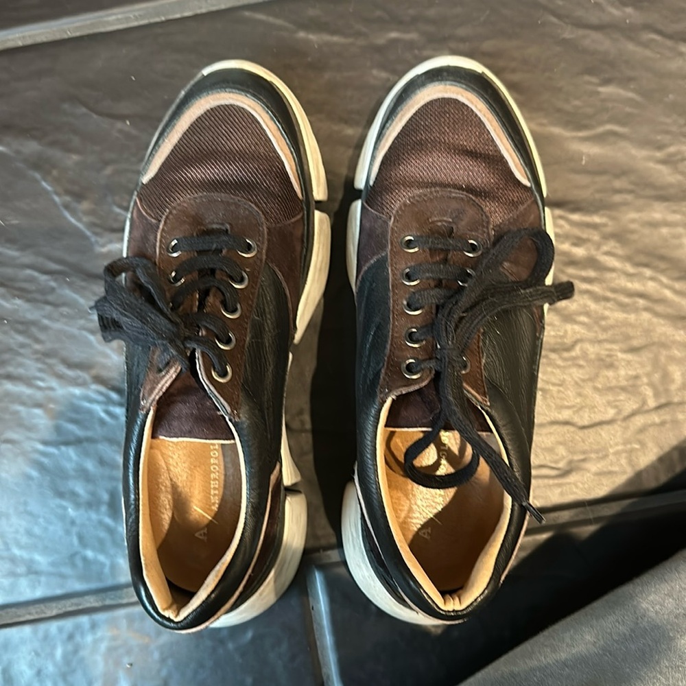 Anthropologie leather sneaker